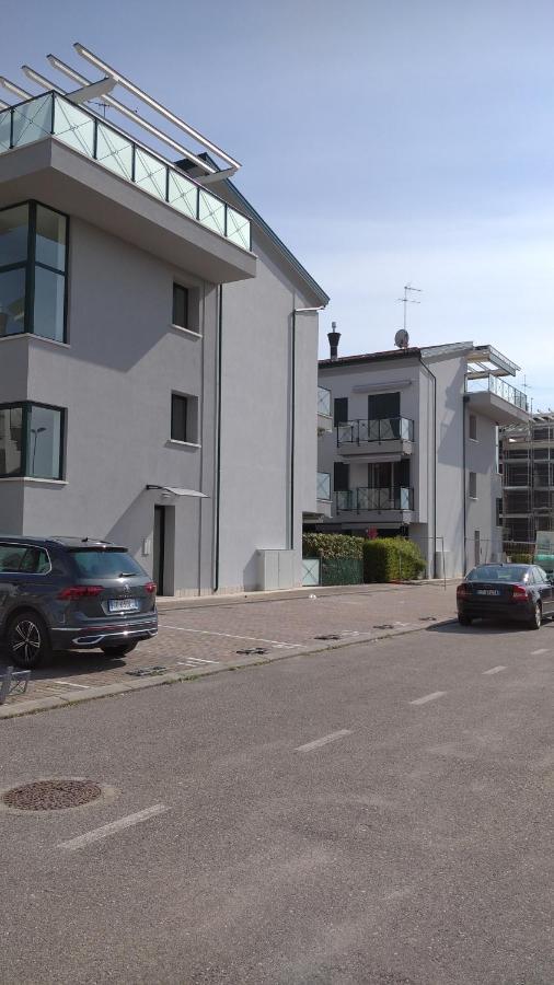 Delle Rose Apartment Eraclea Mare Exterior photo
